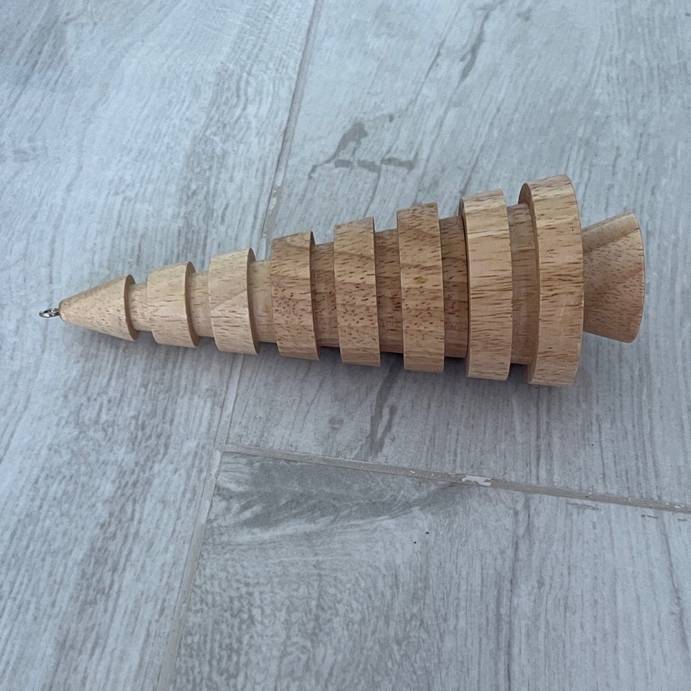 🎁 Natural Wood Holiday Christmas Tree Ornament - Available as a Gift w/Purchase - Picture 8 of 9